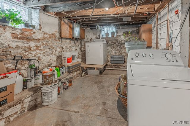 26 Maple Street, Lockport City, NY 14094