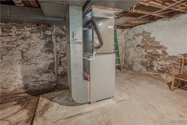 26 Maple Street, Lockport City, NY 14094