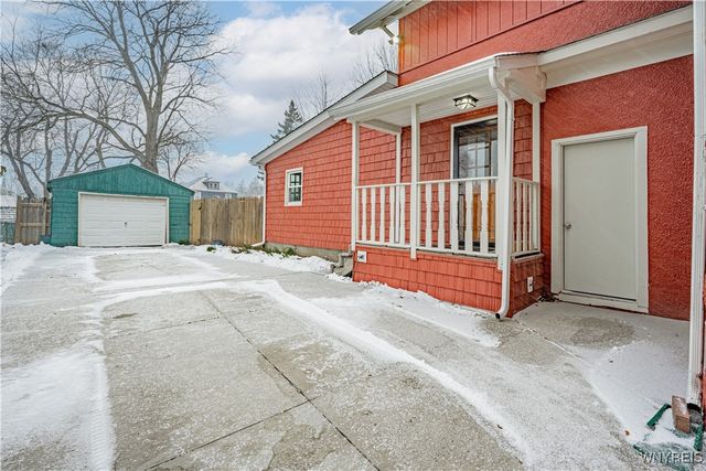 26 Maple Street, Lockport City, NY 14094