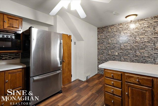 20602 Powers Street, Dearborn Heights, MI 48125