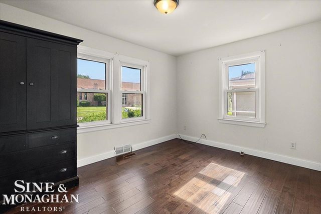 20602 Powers Street, Dearborn Heights, MI 48125