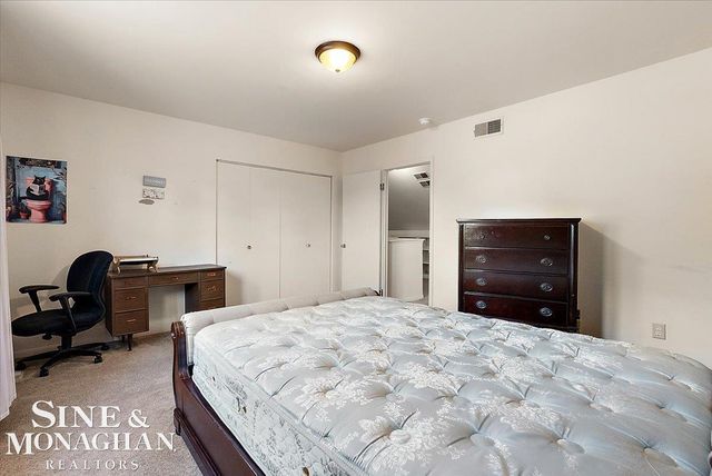 20602 Powers Street, Dearborn Heights, MI 48125