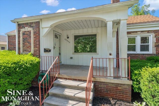 20602 Powers Street, Dearborn Heights, MI 48125
