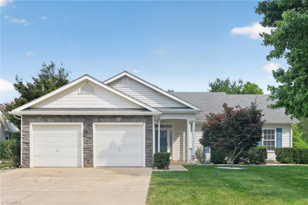 1745 Beeson Park Lane, Kernersville, NC 27284