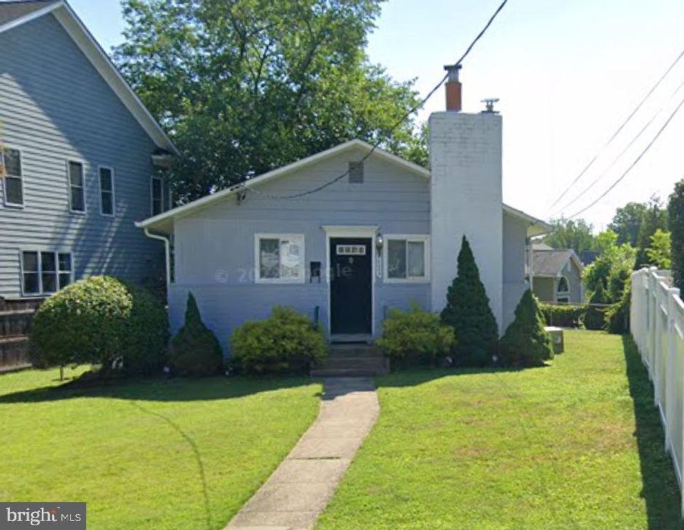 10003 EDWARD AVE, Bethesda, MD 20814