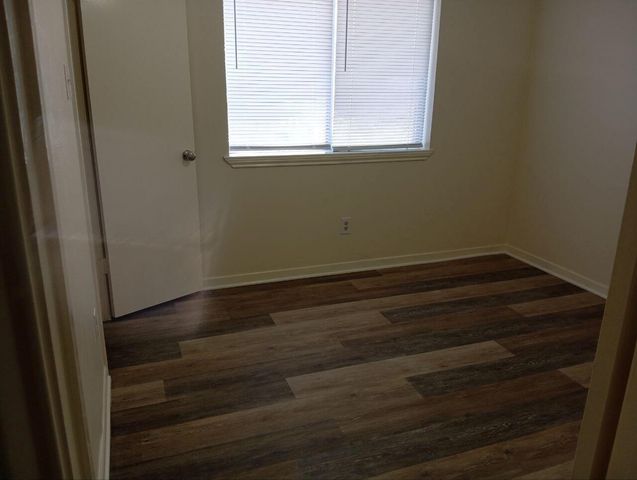 6922 Brabant Court, Houston, TX 77088