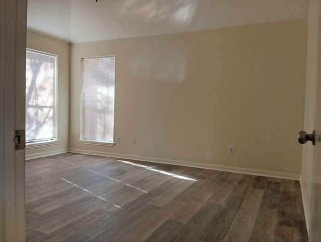 6922 Brabant Court, Houston, TX 77088