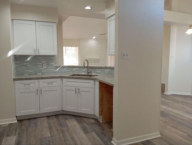 6922 Brabant Court, Houston, TX 77088