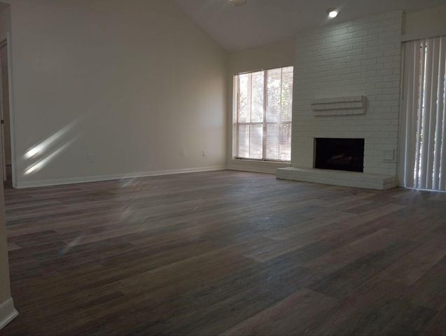 6922 Brabant Court, Houston, TX 77088
