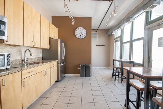 2001 S Calumet Avenue 408, Chicago, IL 60616