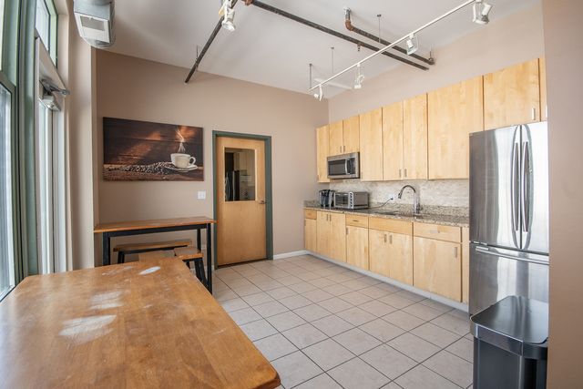 2001 S Calumet Avenue 408, Chicago, IL 60616