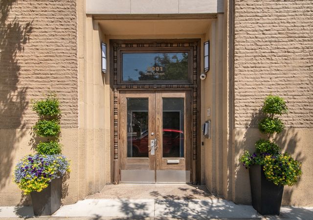 2001 S Calumet Avenue 408, Chicago, IL 60616