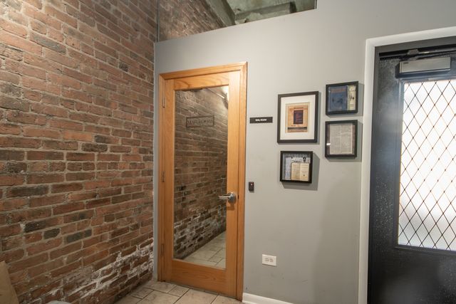 2001 S Calumet Avenue 408, Chicago, IL 60616