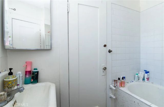 5228 Longfellow Street, Los Angeles, CA 90042