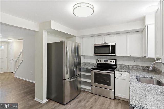 42 ALDEN CT, Sterling, VA 20165
