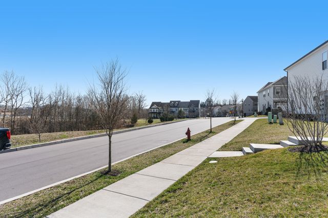 1727 Fenway Loop, Antioch, TN 37013