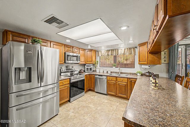 5342 S Camino De La Tierra, Tucson, AZ 85746