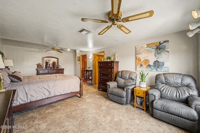 5342 S Camino De La Tierra, Tucson, AZ 85746