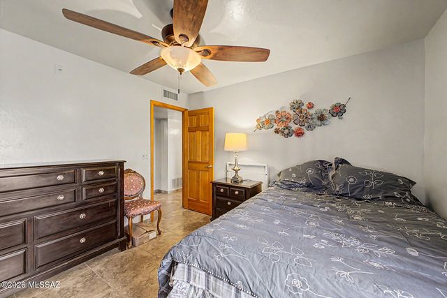 5342 S Camino De La Tierra, Tucson, AZ 85746