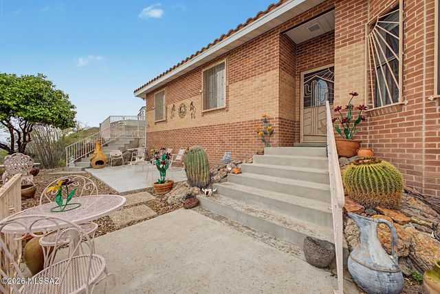 5342 S Camino De La Tierra, Tucson, AZ 85746