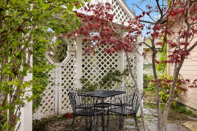 5583 W Harborcove Ln, Boise, ID 83703