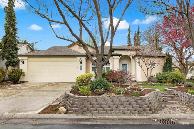 5583 W Harborcove Ln, Boise, ID 83703