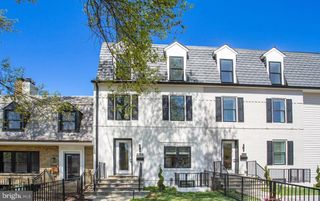 3703 RESERVOIR RD NW, Washington, DC 20007