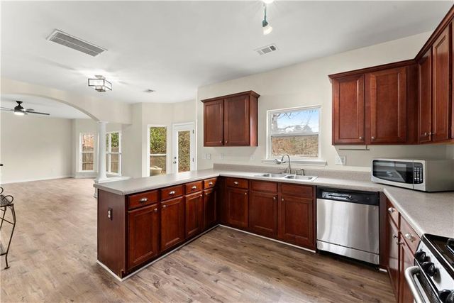 116 Hidden Lake Circle, Canton, GA 30114