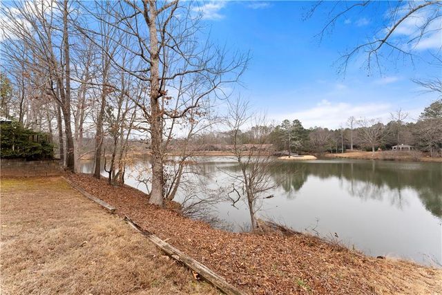 116 Hidden Lake Circle, Canton, GA 30114