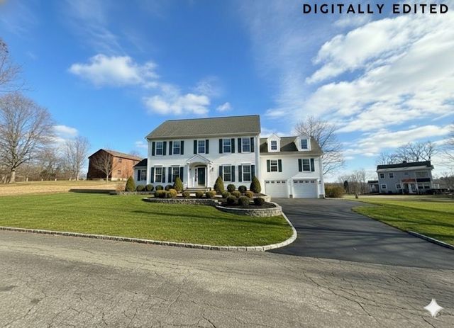 6 Candlewood Common, New Milford, CT 06776