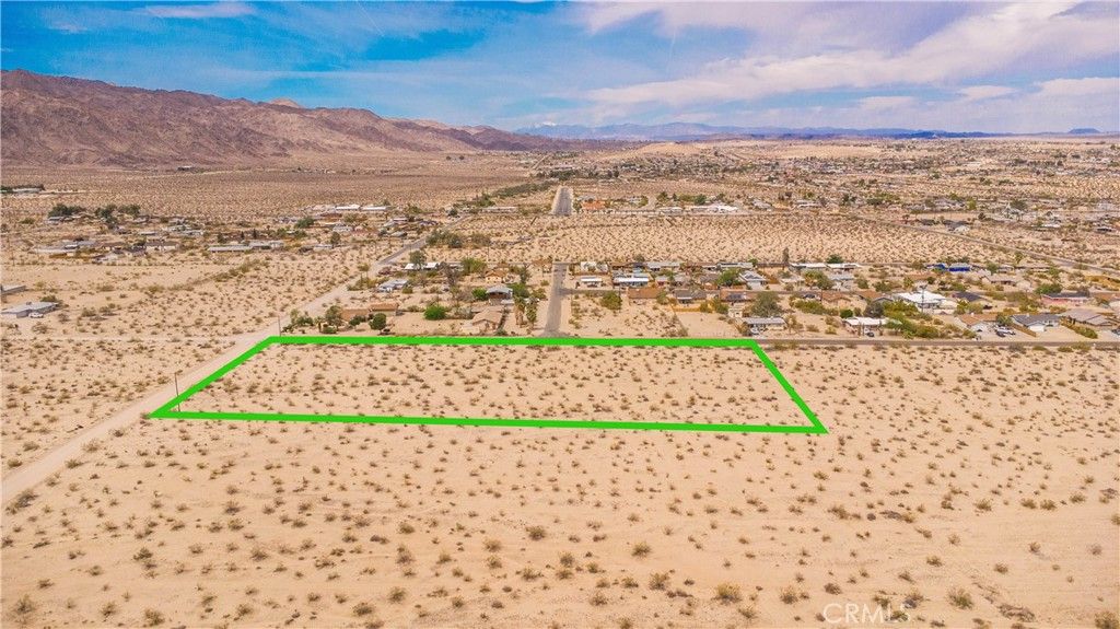 Image 2 of property listing at 3112 Sullivan Road, 29 Palms, CA 92277
