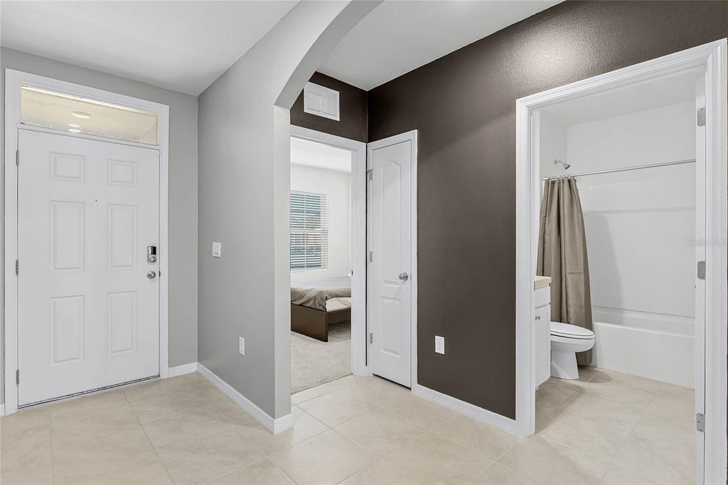 Image 4 of property listing at 2636 NEVERLAND DRIVE, New Smyrna Beach, FL 32168