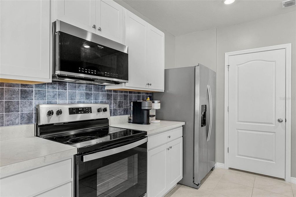 Image 7 of property listing at 2636 NEVERLAND DRIVE, New Smyrna Beach, FL 32168