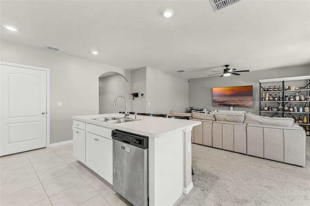 Image 9 of property listing at 2636 NEVERLAND DRIVE, New Smyrna Beach, FL 32168