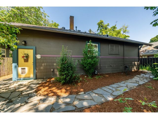 1274 W 5TH Ave, Eugene, OR 97402