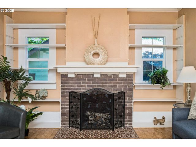 1274 W 5TH Ave, Eugene, OR 97402