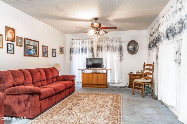 191 Wildwood Road, Rockingham, NC 28379