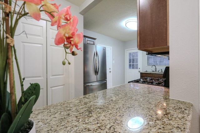 4609 University Oaks Boulevard, Houston, TX 77004