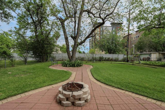 4609 University Oaks Boulevard, Houston, TX 77004