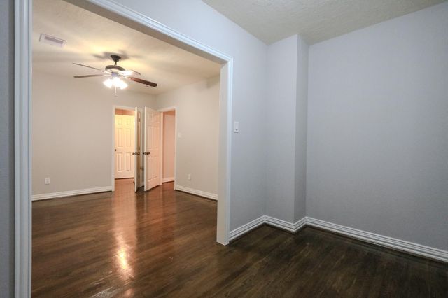 4609 University Oaks Boulevard, Houston, TX 77004