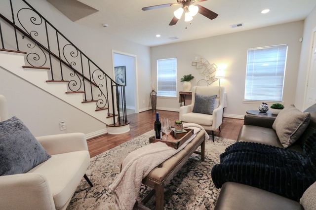 4609 University Oaks Boulevard, Houston, TX 77004