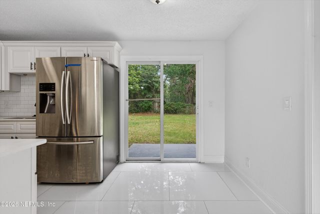 7028 LINCOLN Circle W, Jacksonville, FL 32209