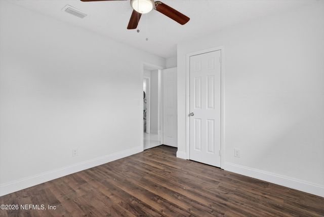 7028 LINCOLN Circle W, Jacksonville, FL 32209
