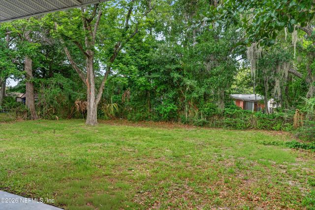 7028 LINCOLN Circle W, Jacksonville, FL 32209