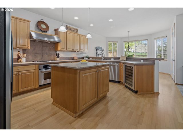 15320 Sw 144TH Ter, Tigard, OR 97224