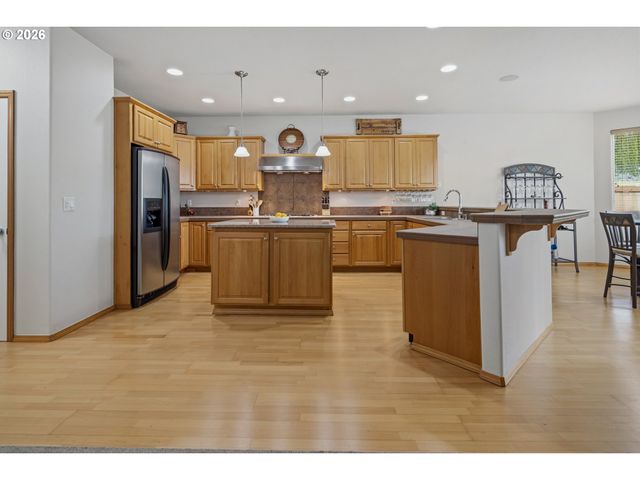 15320 Sw 144TH Ter, Tigard, OR 97224