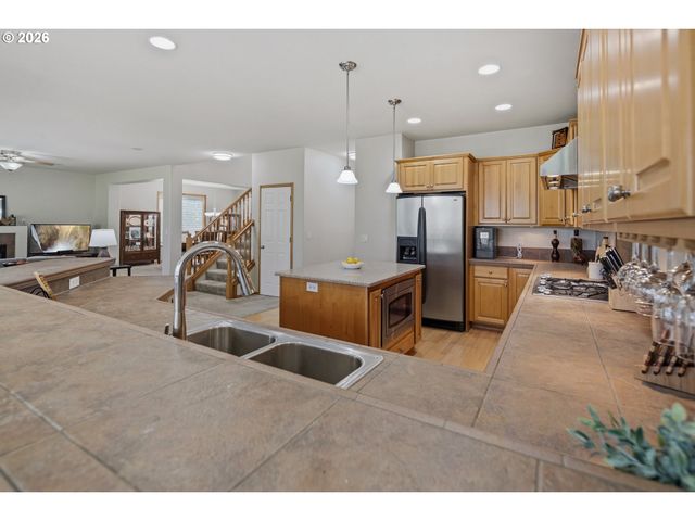 15320 Sw 144TH Ter, Tigard, OR 97224