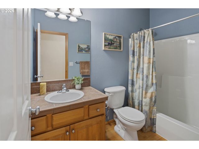 15320 Sw 144TH Ter, Tigard, OR 97224