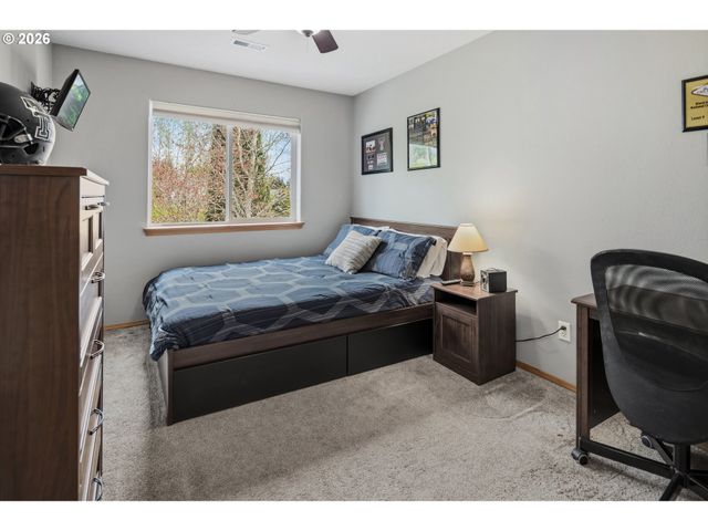 15320 Sw 144TH Ter, Tigard, OR 97224