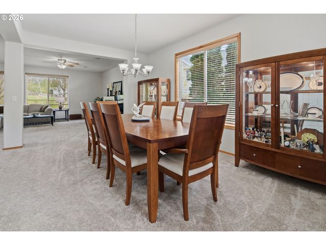 15320 Sw 144TH Ter, Tigard, OR 97224